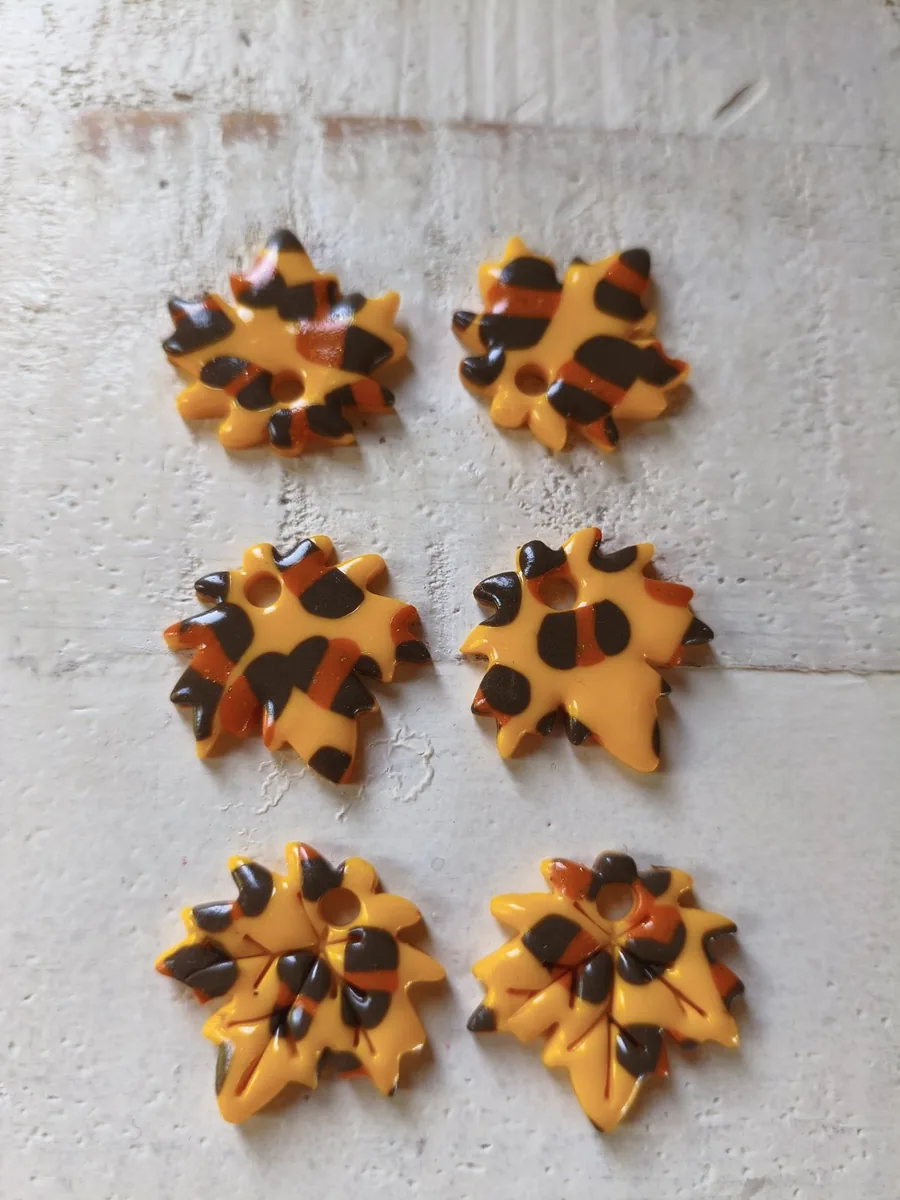 Feuilles savane – Boucle d'oreille – Jaune marron orange – création artisanale faite main