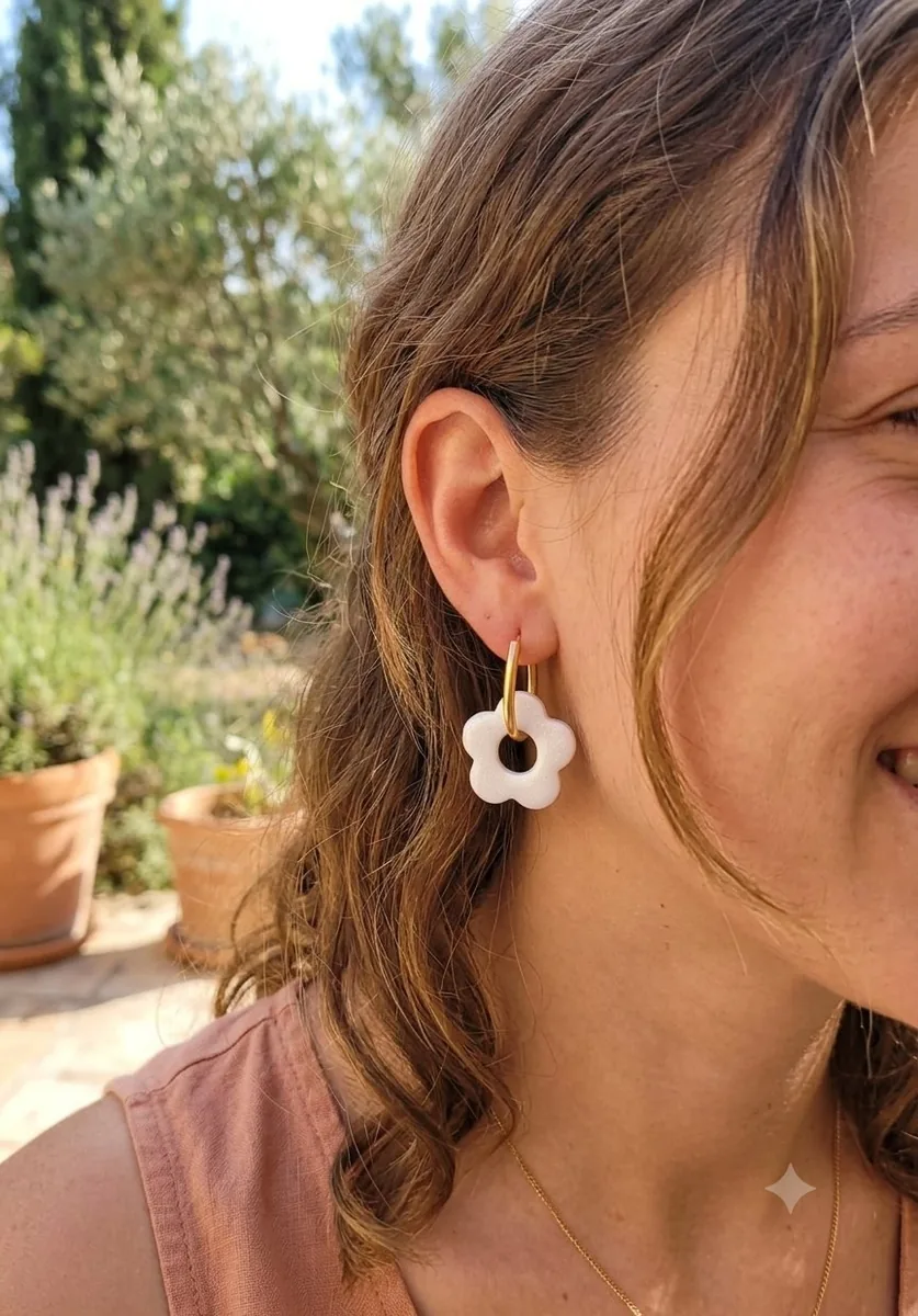 Mathilde nacrée – bijou artisanal fleurs