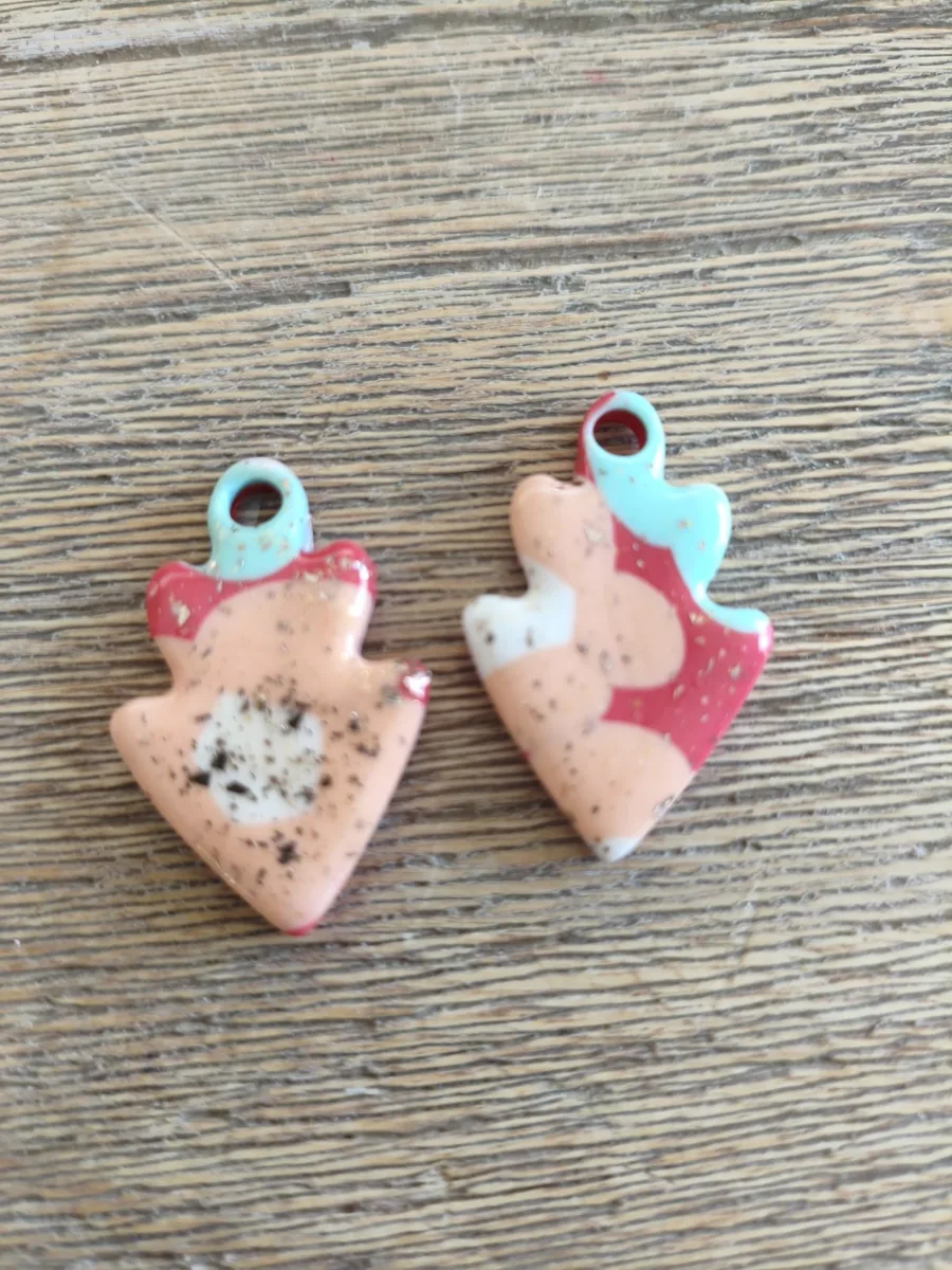 Chloé – vue 3 – terracota, turquoise , rose, paillette doré – Pâte polymère