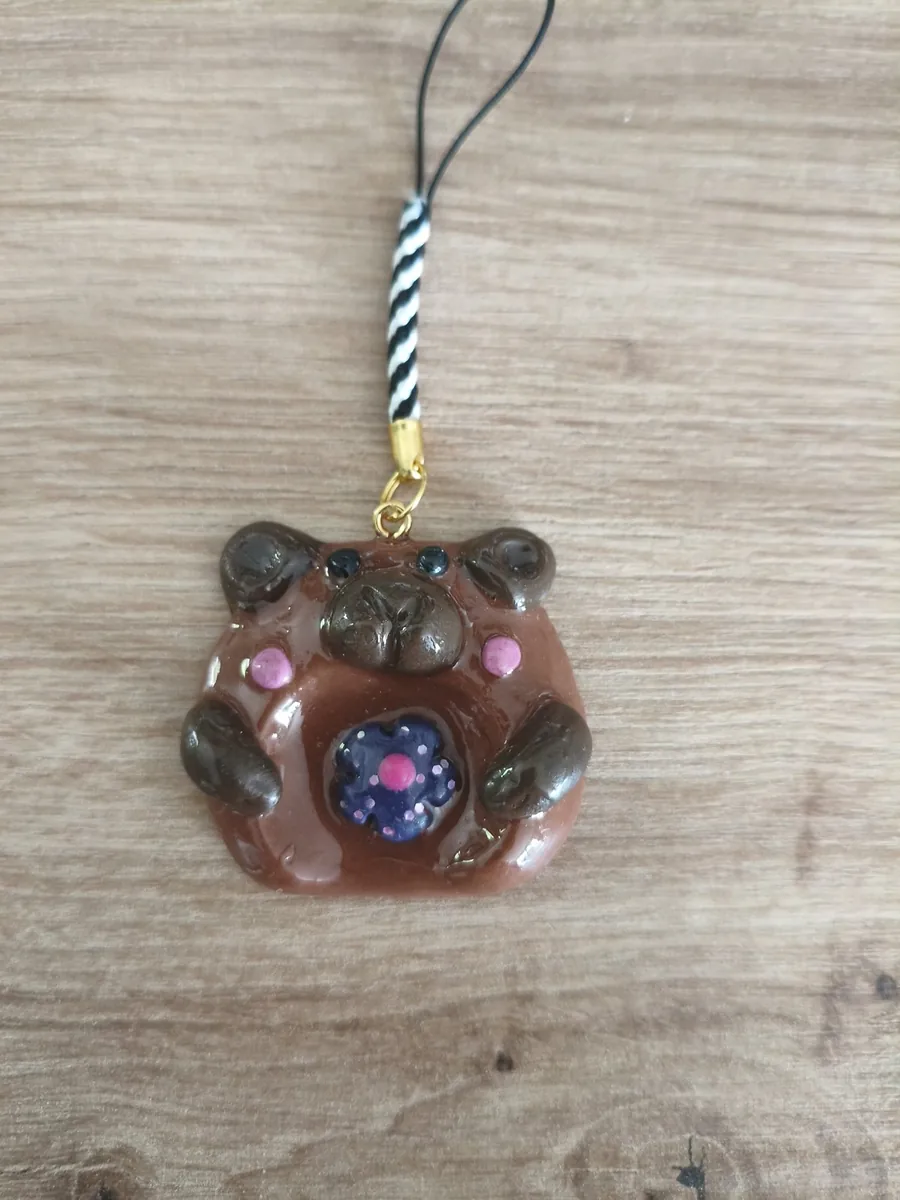 Worry stone, ours – vue 5 – Marron – Pâte polymère, acier inoxydable ,paracorde